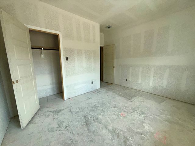 427 32nd Street, Grand Prairie, TX 75050