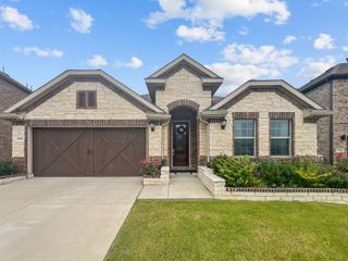 2012 Hollowcreek Trail, Lewisville, TX 75010