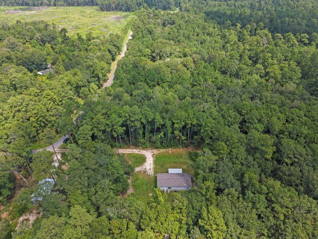 40 Private Road 2317-1, Dayton, TX 77535