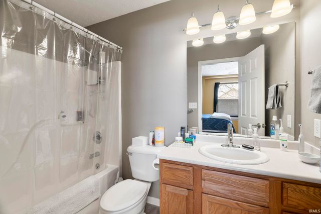 323 Duke Lane, Lafayette, IN 47909