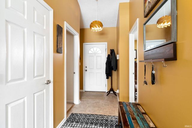 323 Duke Lane, Lafayette, IN 47909