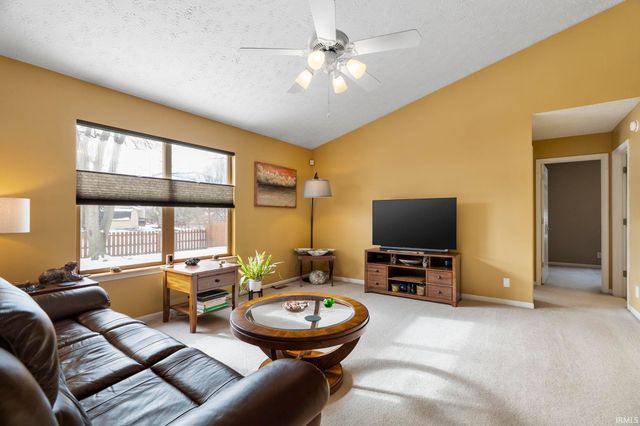 323 Duke Lane, Lafayette, IN 47909