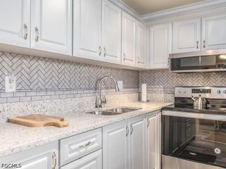 1010 Tropic TER, North Fort Myers, FL 33903