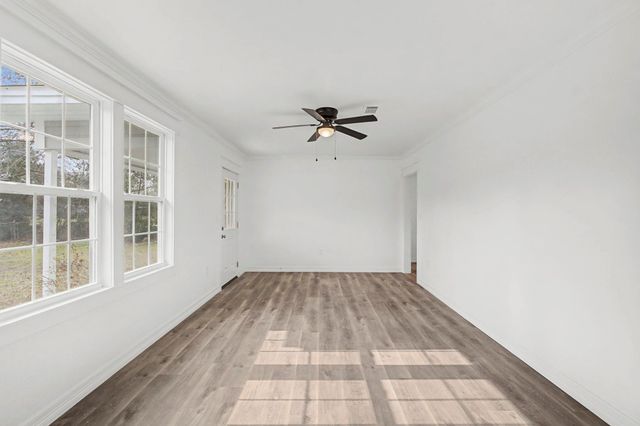 9216 Us Hwy 69 S, Warren, TX 77664