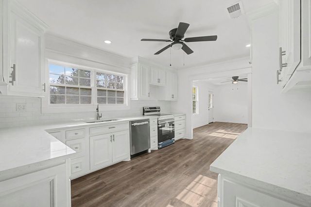 9216 Us Hwy 69 S, Warren, TX 77664