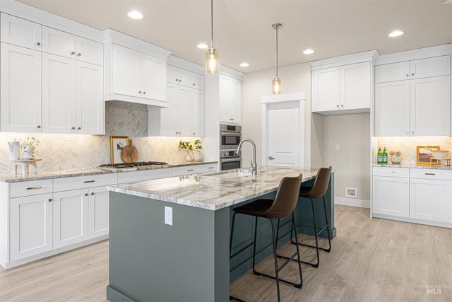 8168 Fountain Brook, Middleton, ID 83644