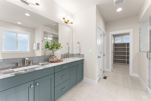 8168 Fountain Brook, Middleton, ID 83644