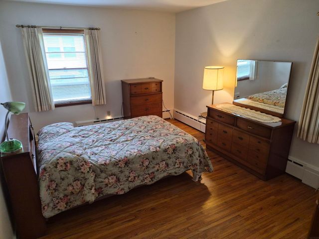 28 9th Ave SE, Oelwein, IA 50662