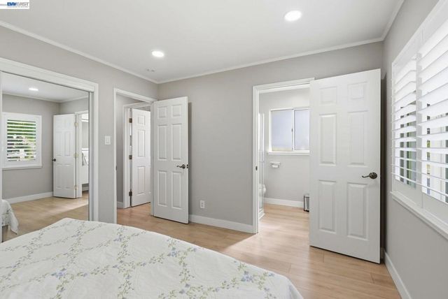 2394 Tahiti St, Hayward, CA 94545