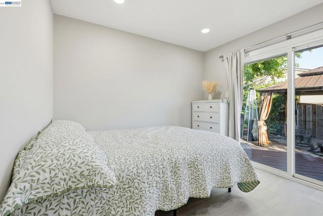 2394 Tahiti St, Hayward, CA 94545