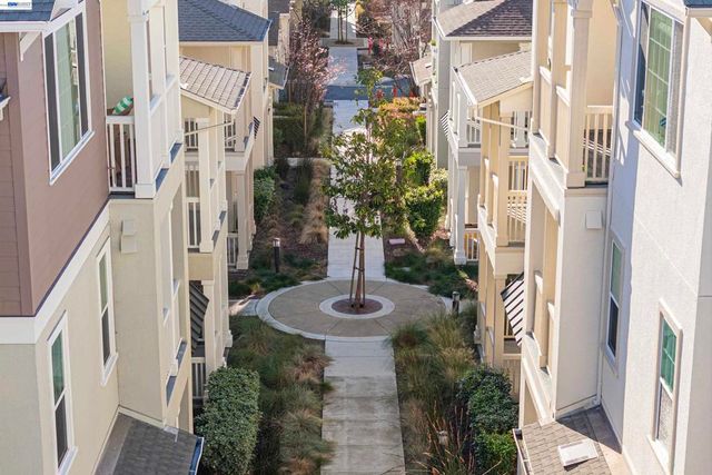 37629 37629 Breakers Rd, Newark, CA 94560