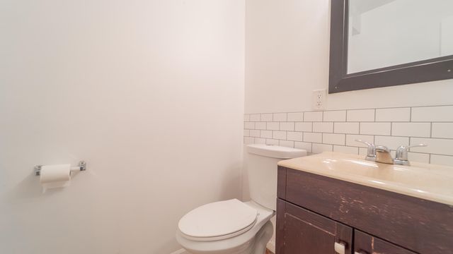 8605 W 139th Court, Cedar Lake, IN 46303