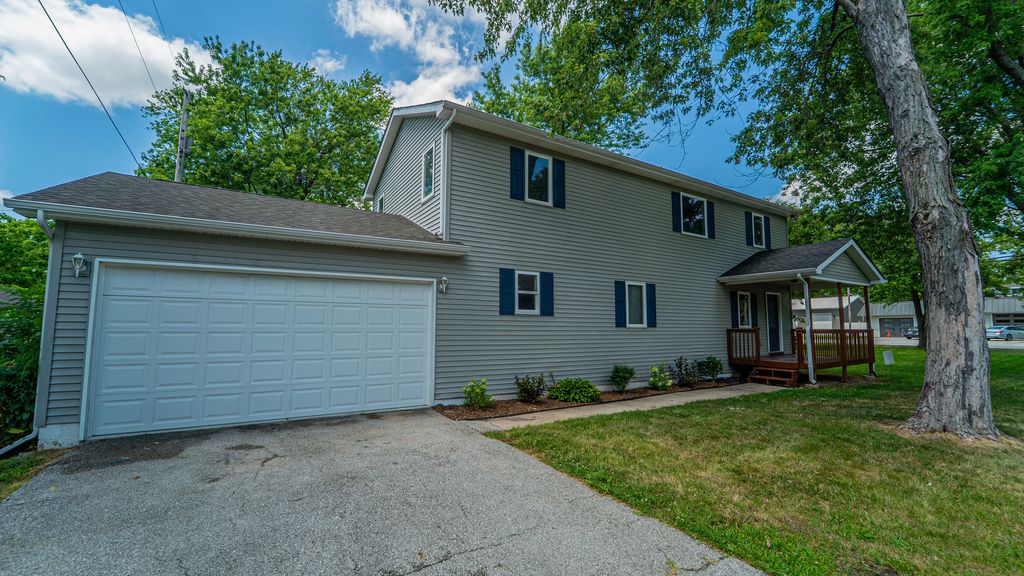 8605 W 139th Court, Cedar Lake, IN 46303