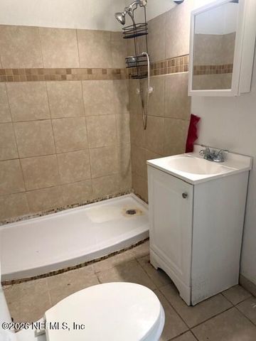 2239 W 17TH Street, Jacksonville, FL 32209