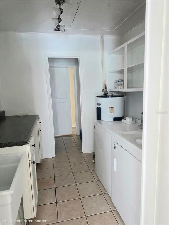 Image 26 of property listing at 100 ALACHUA DRIVE, Winter Haven, FL 33884