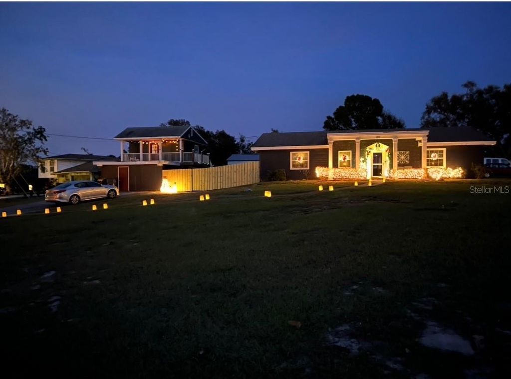 Image 45 of property listing at 100 ALACHUA DRIVE, Winter Haven, FL 33884