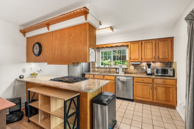6 Treasure Way 6, Ashland, MA 01721