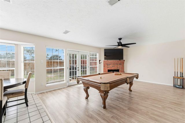1207 Hollowood Lane, Missouri City, TX 77489
