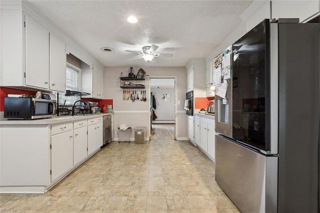 752 Pueblo RD, Newport News, VA 23606