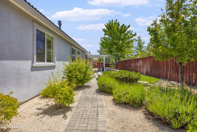 10500 Rue D Flore, Reno, NV 89511