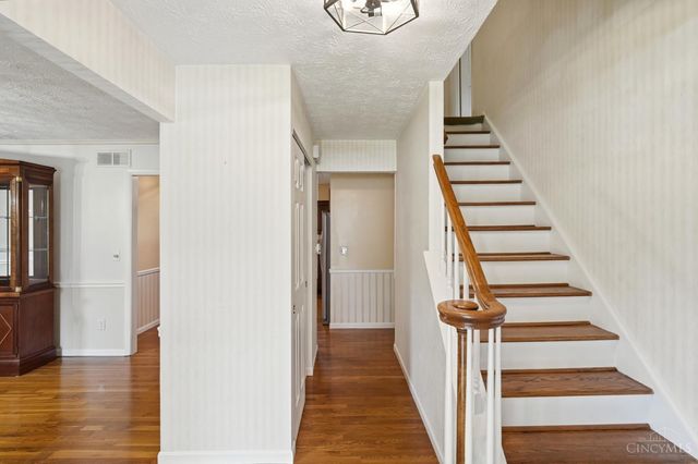 6272 Ryan Circle, Miami Twp, OH 45140