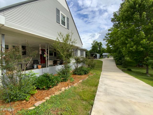 1225 Erwin Highway, Greeneville, TN 37745
