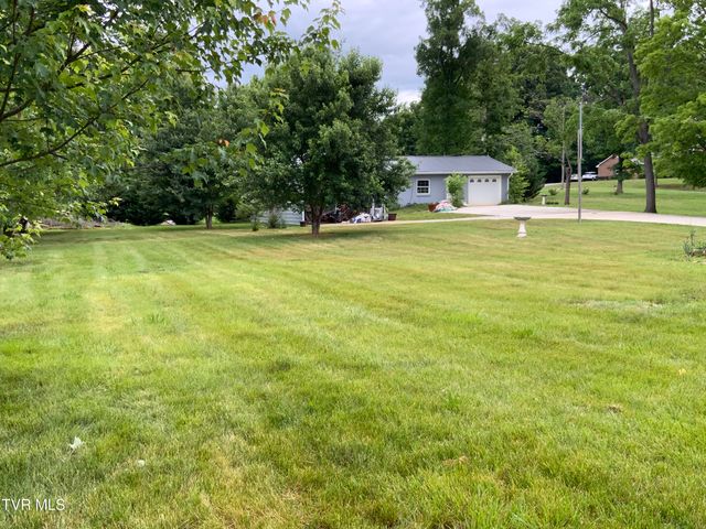 1225 Erwin Highway, Greeneville, TN 37745