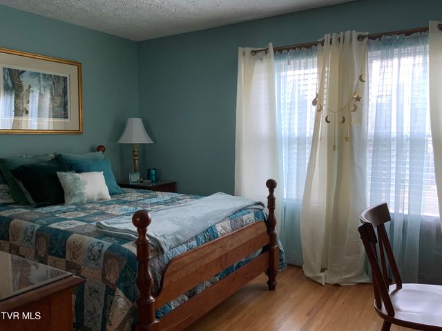 1225 Erwin Highway, Greeneville, TN 37745