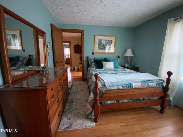 1225 Erwin Highway, Greeneville, TN 37745