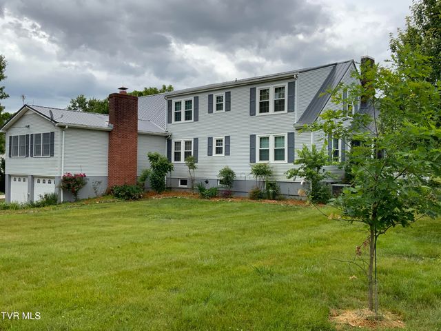 1225 Erwin Highway, Greeneville, TN 37745
