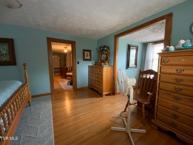 1225 Erwin Highway, Greeneville, TN 37745