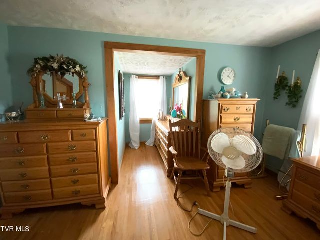 1225 Erwin Highway, Greeneville, TN 37745