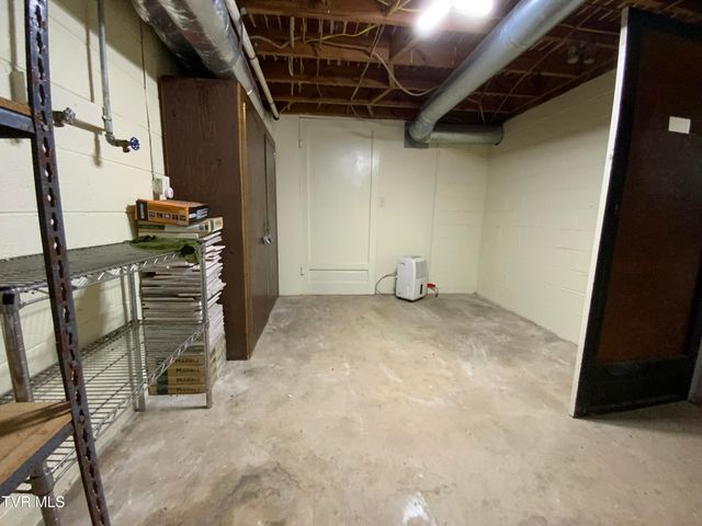 1225 Erwin Highway, Greeneville, TN 37745