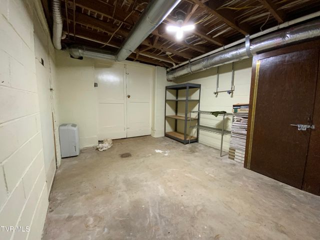 1225 Erwin Highway, Greeneville, TN 37745