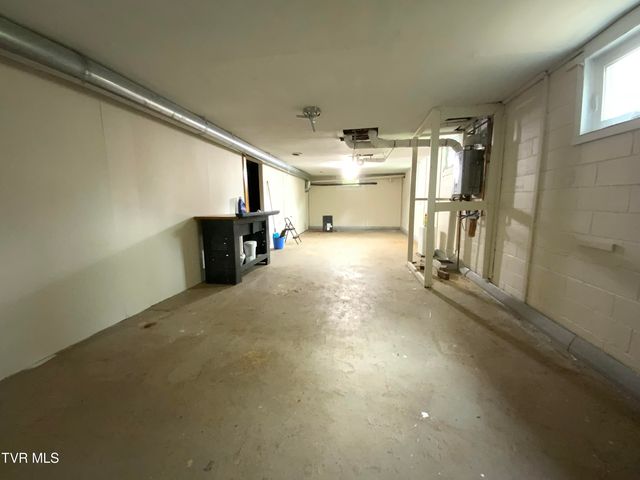 1225 Erwin Highway, Greeneville, TN 37745