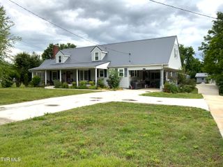 1225 Erwin Highway, Greeneville, TN 37745