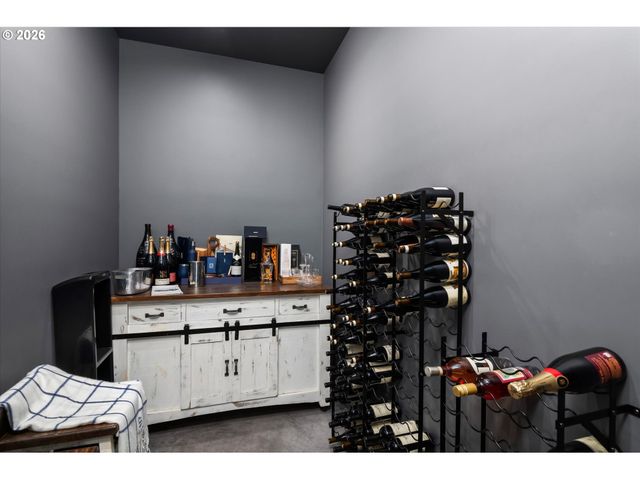 85168 STRAYER Pl, Eugene, OR 97405