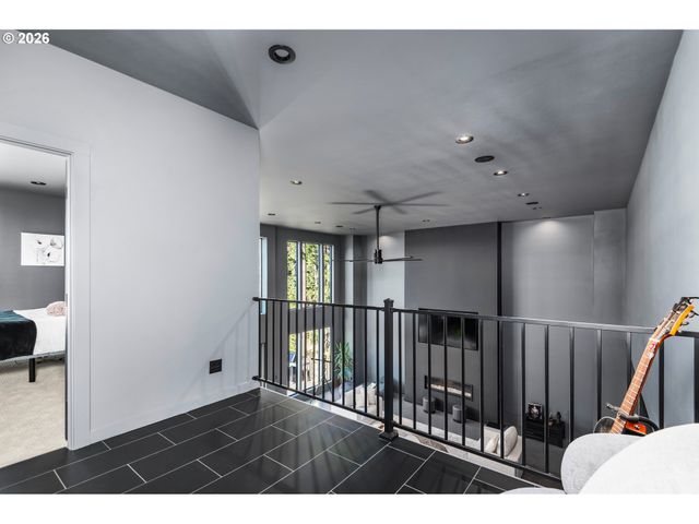 85168 STRAYER Pl, Eugene, OR 97405