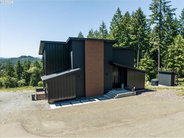 85168 STRAYER Pl, Eugene, OR 97405