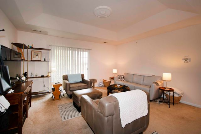 2009 W 75th Place, Merrillville, IN 46410