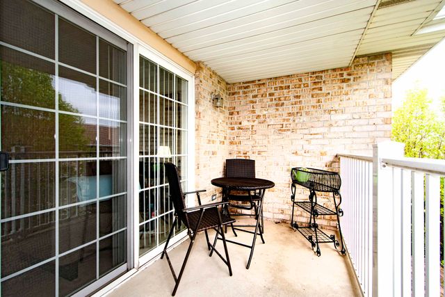 2009 W 75th Place, Merrillville, IN 46410