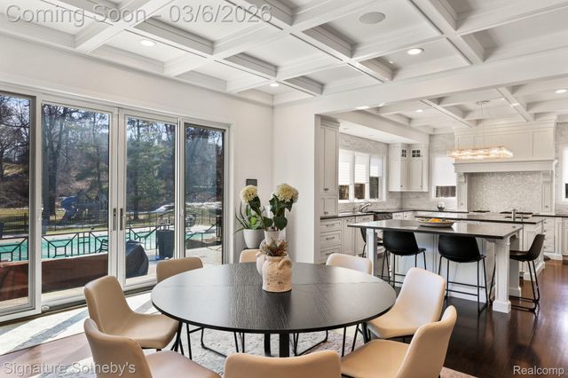 26377 Willowgreen Drive, Franklin Village, MI 48025