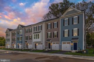 306F BAUGHMANS LN, Frederick, MD 21702