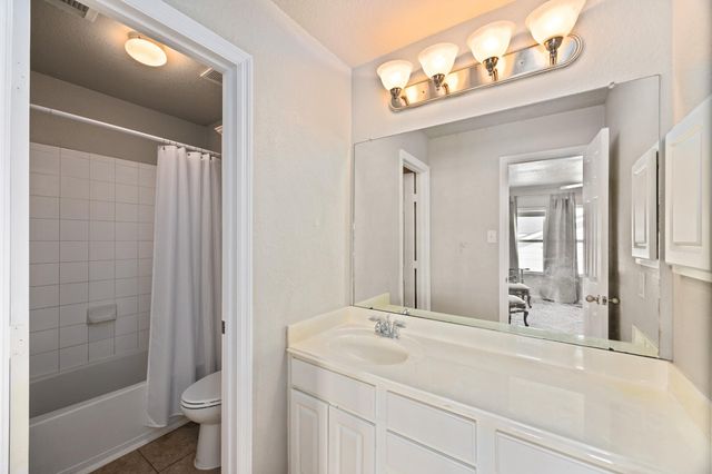 9611 Darbey Trace Drive, Spring, TX 77379