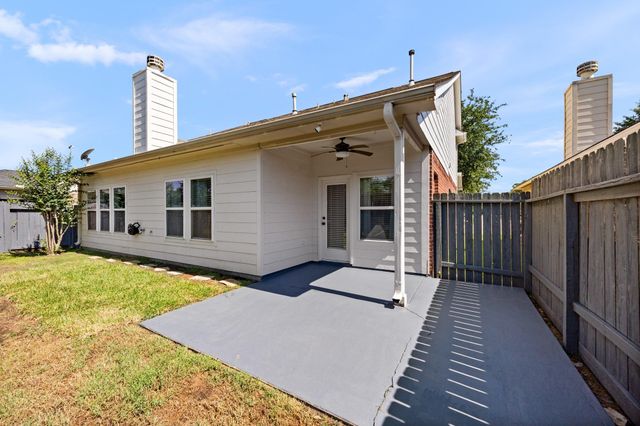 9611 Darbey Trace Drive, Spring, TX 77379