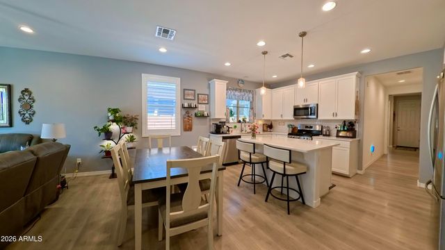 40105 W ELM Drive, Maricopa, AZ 85138