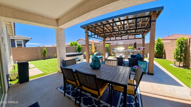 40105 W ELM Drive, Maricopa, AZ 85138