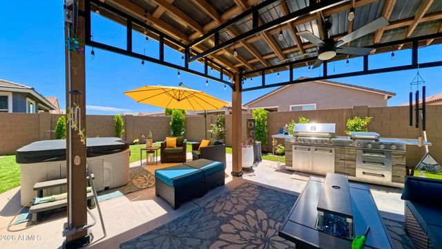 40105 W ELM Drive, Maricopa, AZ 85138