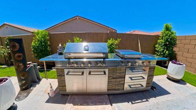 40105 W ELM Drive, Maricopa, AZ 85138