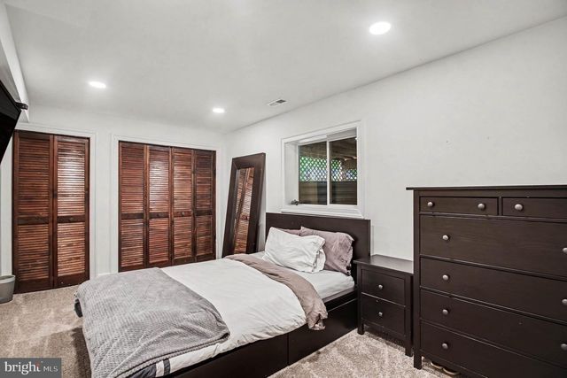 9770 TURNBUCKLE DR, Burke, VA 22015